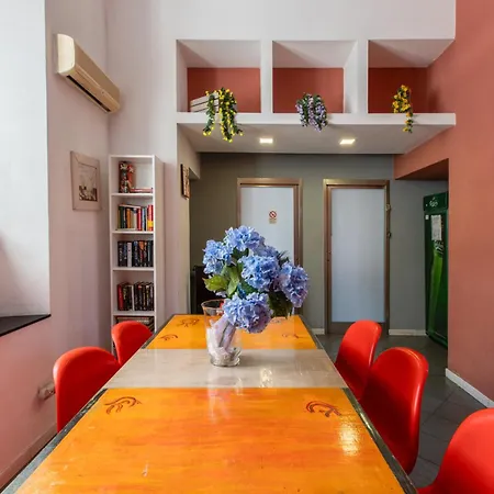 Hostel Portici Vandrarhem Portici