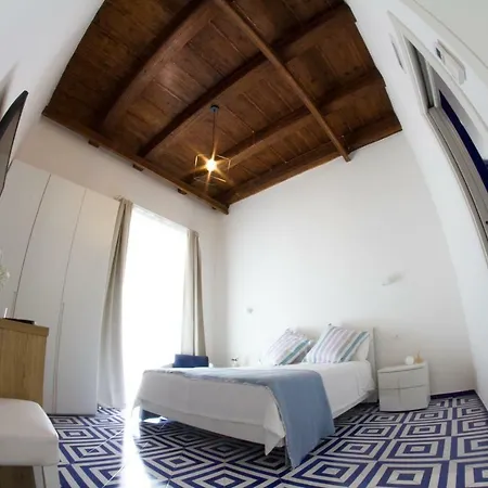 Guest House Salerno Bed & Breakfast Salerno