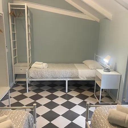 Hostel Hostel Portici Portici