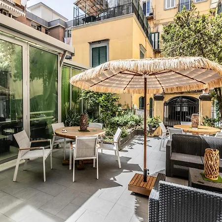 Hostel Portici
