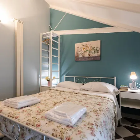 Hostel Portici Hostel