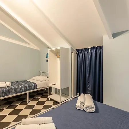 Hostel Hostel Portici